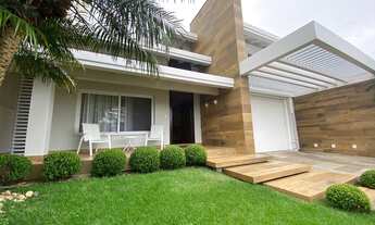 Imagem: Sobrado para venda tem 300 metros quadrados