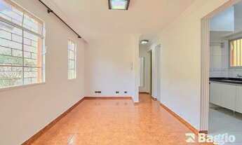 Imagem 2: Apartamento de 2 quartos para alugar no bairro Campo Comprido