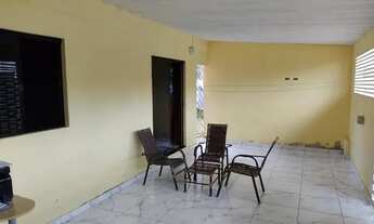 Imagem 2: Vendo casa no bairro placas