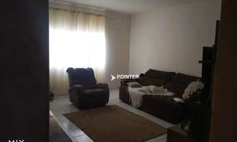 Imagem 4: Sobrado com 5 dormitórios à venda, 296 m² por R$ 820.000,00 - Botafogo - Nerópolis/GO