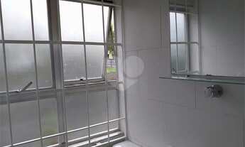 Imagem 6: Apartamento nas Palmas do Tremembé , todo reformado , andar terreo, com 2 dormitórios , se