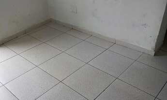 Imagem: Aluguel de apto térreo ARNIQUEIRAS 600