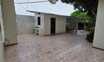 Imagem 7: Casa na Av. Constantino Nery com 5 quartos