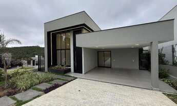 Imagem 2: Casa de alto padrão no Condomínio Campos do Conde em Bragança Paulista-SP: 3 quartos, 3 su