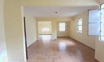 Imagem 6: Casa Espaçosa 450m² c/ 2 Suítes no Vieralves