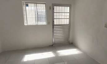 Imagem 2: Alugo casa dois quartos Fragoso