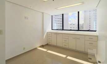 Imagem 5: Conjunto Comercial em frente ao Hospital Samaritano, com 60 m2, recepção, 2 salas e 2 banh