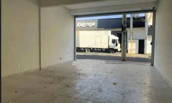 Imagem 4: Salão Comercial no Centro de Bauru em rua de grande fluxo, com vagas de estacionamento