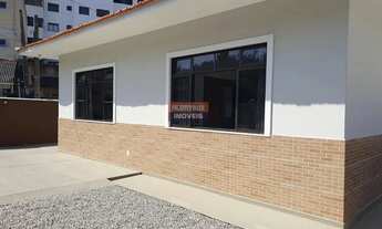 Imagem 3: Casa para Venda em Florianópolis, Córrego Grande, 4 dormitórios, 3 banheiros, 3 vagas