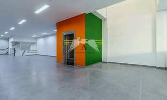 Imagem 4: O Prédio que Seu Negócio Merece: Prédio 1614 m² com Elevador, Escritórios e Estacionamento