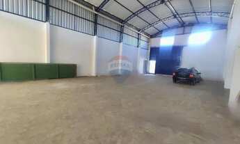 Imagem 4: Galpão com 350m² para alugar por R$6.000,00/mês -Jardim Imperial-Atibaia-SP