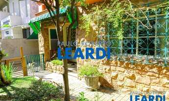 Imagem: CASA ASSOBRADADA - PERDIZES - SP