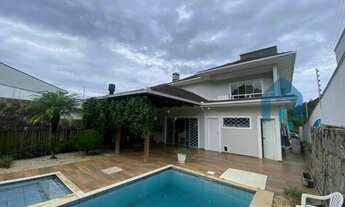 Imagem: Casa com piscina na Pedra branca - Palhoça