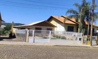 Imagem 2: Casa no centro de Água Doce - SC