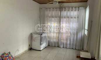 Imagem 5: Localização extritamente residencial, rua Astreia, casa linear, com quintal frontal