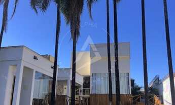 Imagem 2: Casa 3 salas, 2 cozinhas, 5 suítes sendo a suíte principal com mais de 50 metros