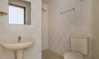 Imagem 4: Apartamento para venda com 2 quartos em Centro - Curitiba - PR