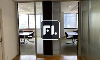 Imagem 2: Conjunto comercial no Itaim Bibi para locação com 875m²