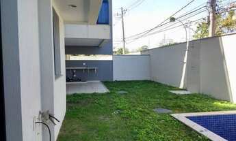 Imagem 2: AMPLO APTO TIPO CASA COM PISCINA EM ALVENARIA e CHURRASQUEIRA DE CARVÃO !!! OPORTUNIDADE !