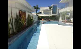 Imagem 5: Casa para aluguel e venda possui 500 metros quadrados com 4 quartos