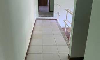 Imagem 2: Casa para aluguel e venda possui 300 metros quadrados com 3 quartos em Glória - Macaé - RJ