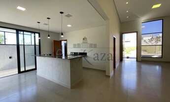 Imagem 6: Casa de condomínio térrea para venda possui 170 metros quadrados com 3 quartos