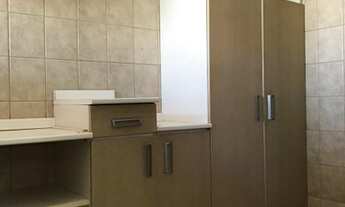 Imagem 3: Casa de condomínio para venda possui 120 metros quadrados com 4 quartos