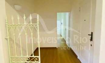 Imagem 6: Oportunidade: Apartamento reformado com 127m, 3 quartos e vaga, próximo a Praça São Salvad