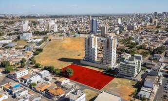 Imagem: Terreno à venda, 2700 m² por R$ 5.300.000,00