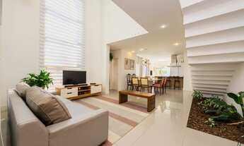 Imagem 2: Casa em condomínio no Uberaba - 3 quartos (1 suíte) - 4 vagas - quintal com piscina