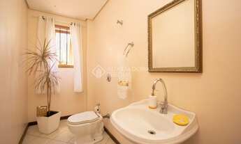 Imagem 3: Casa para venda tem 318 metros quadrados com 4 quartos em Trindade - Florianópolis - SC