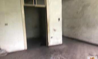 Imagem 3: Casa para venda com 241 metros quadrados com 2 quartos em Centro - Mogi das Cruzes - SP