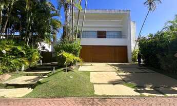 Imagem: 4 suítes todas com clouset Porto Busca