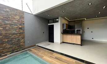 Imagem 2: Casa para Venda em Maringá, Vila Santa Izabel, 3 dormitórios, 3 suítes, 5 banheiros, 3 vag