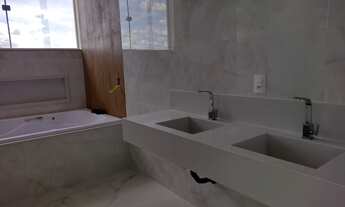 Imagem 2: Casa à venda possui 99 m², com 2 quartos e 1 suíte em Grã-Duquesa - Governador Valadares