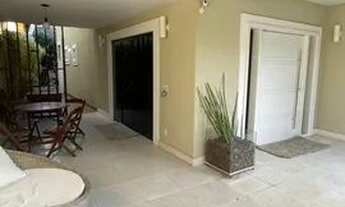 Imagem 4: Casa de condomínio para aluguel possui 280 metros quadrados com 4 quartos