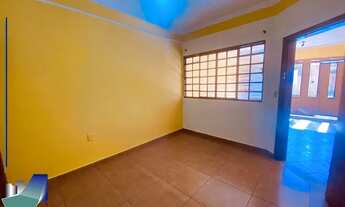 Imagem 2: RIBEIRÃO PRETO - Casa Padrão - PLANALTO VERDE