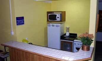 Imagem 3: Pousada a 60 m da Praia da Daniela aluga suítes