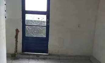 Imagem 4: Casa para alugar 1 quarto. Sala. Banheiro. Cozinha e pequena área de serviço