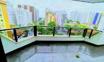 Imagem: Apartamento à com 4 suítes, varanda gourmet