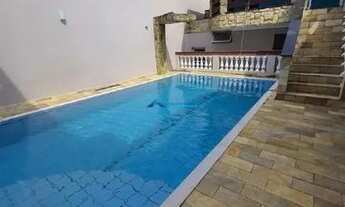 Imagem: Aluga-se casa com piscina e 5 dormitórios