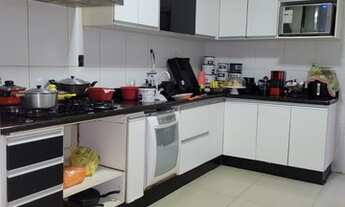 Imagem: Sobrado para venda tem 150 metros quadrados