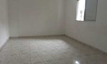 Imagem 3: Casa com 2 dormitórios para alugar por R$ 1.200,00/mês - Jardim Record - Taboão da Serra/S