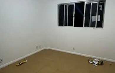 Imagem 2: Quarto /sala/área externa