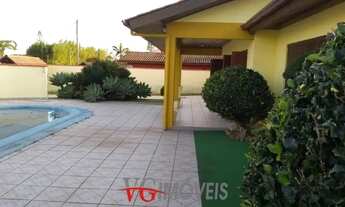 Imagem 2: LINDO IMÓVEL PRÓXIMO AO MAR COM AMPLA ÁREA CONSTRUÍDA