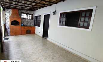 Imagem 2: Casa em estilo Colonial, 2 quartos, sacada, churrasqueira e 1 vaga - Campo Grande