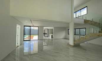 Imagem 3: Casa de condomínio para venda tem 316 metros quadrados com 4 quartos em Outros - Eusébio