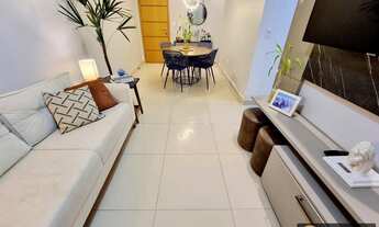 Imagem 2: Apartamento com 02 quartos, MÓVEIS PROJETADOS e super bem localizado no bairro Brisamar