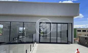 Imagem: Sobrado à venda em Goiânia/GO