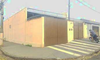 Imagem 3: Casa e salão Casa com 4 dormitórios